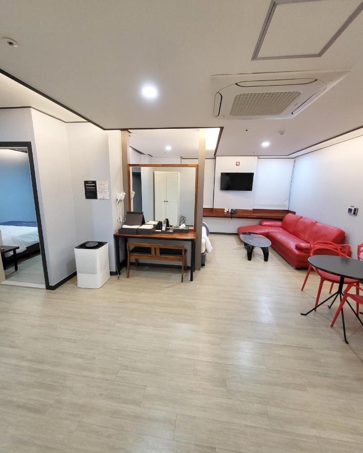 Hotel Gongjicheon Chuncheon Buitenkant foto
